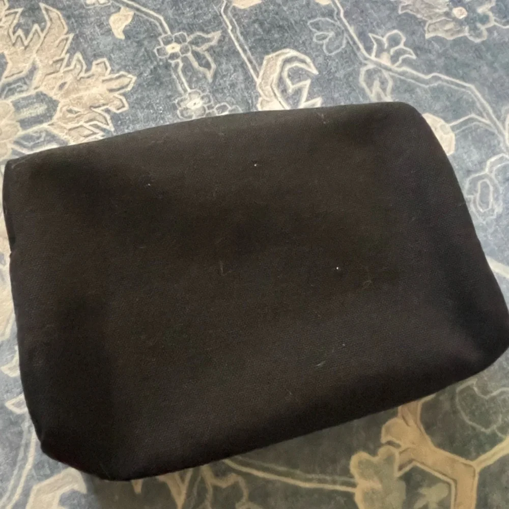 Lancôme Black and Gold Clutch Cosmetic Bag - Picture 4 of 7